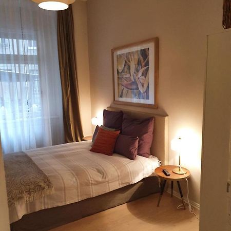 Studio City West Berlin Extérieur photo
