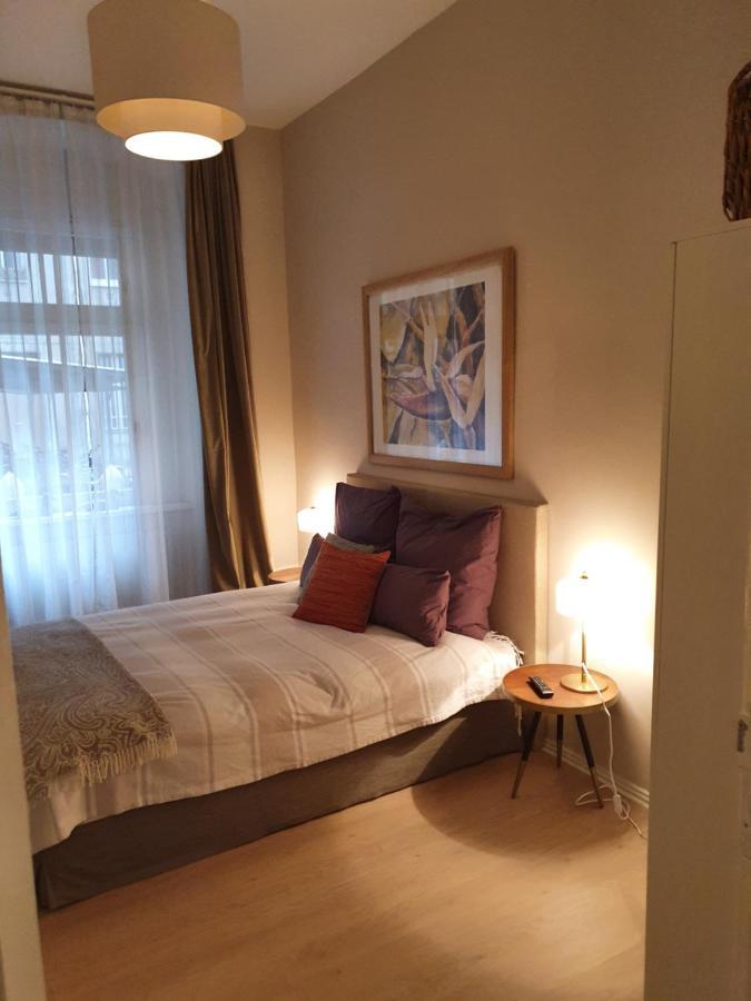 Studio City West Berlin Extérieur photo