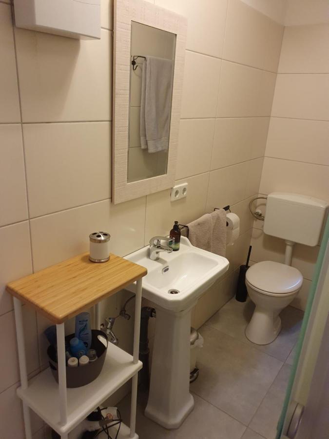 Studio City West Berlin Extérieur photo