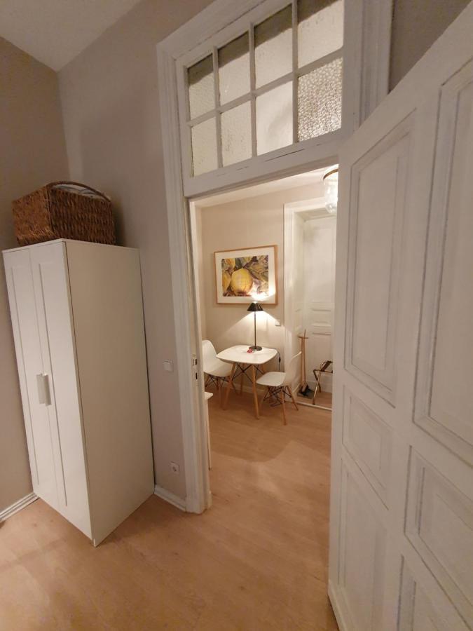 Studio City West Berlin Extérieur photo